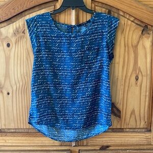 Women 19 Cooper blue white sleeveless tunic shirt size M